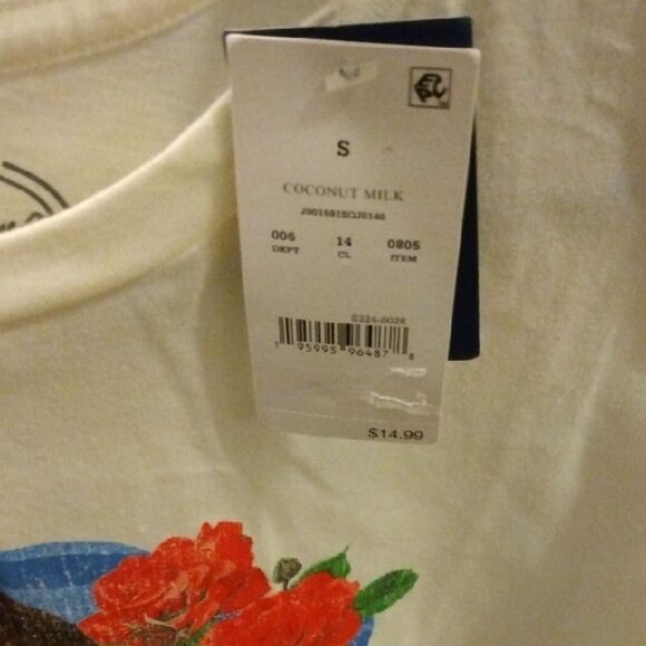 Selena White Graphic Short Sleeve Tee - Picture 2 of 4